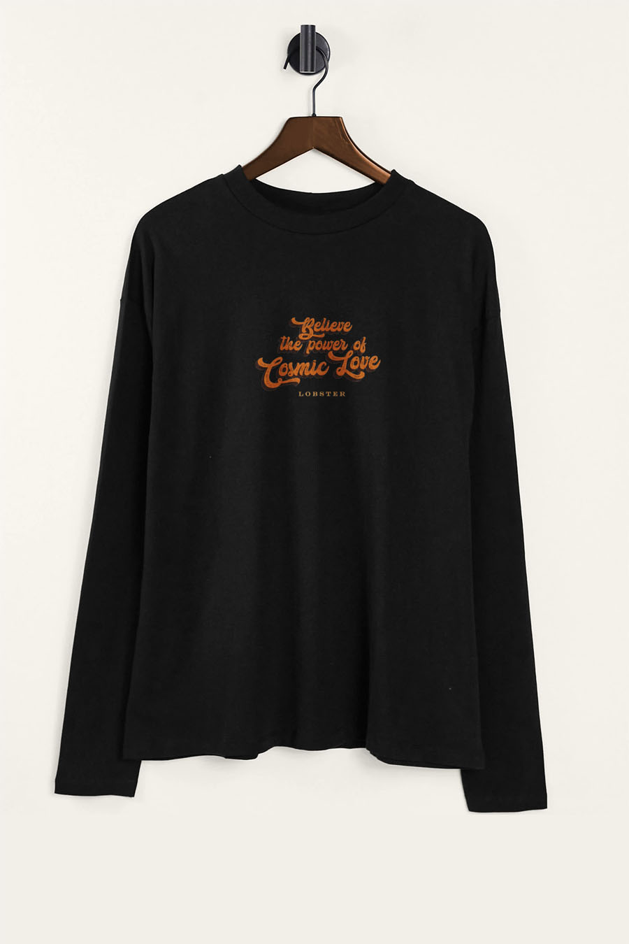 lobster-flat-lay-long-sleeve-black-9000
