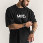 crop2-lobster-boxy-t-shirt-ad-black-0210