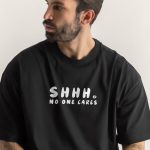 crop2-lobster-boxy-t-shirt-ad-black-0210