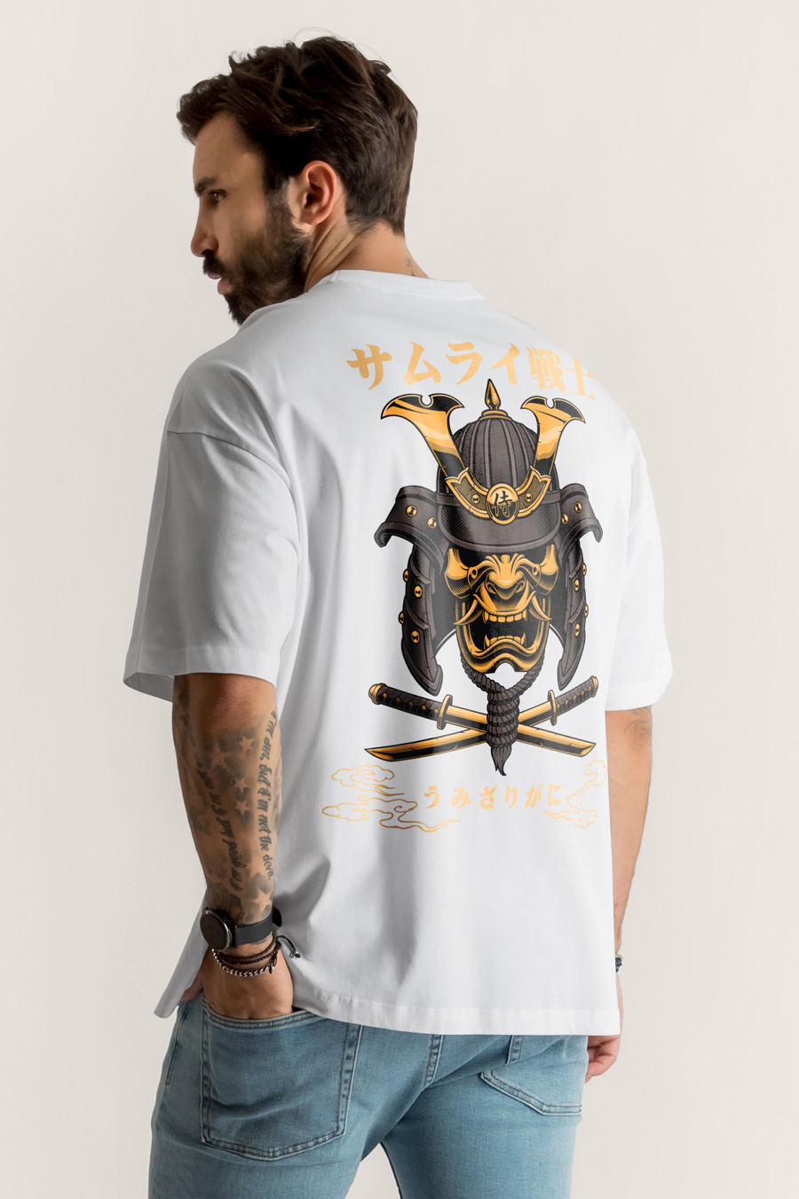 crop2-lobster-boxy-t-shirt-aj-white-0229