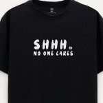 crop2-lobster-boxy-t-shirt-ad-black-0210