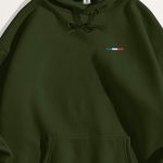 crop2-lobster-hoodie-ad-khaki-5586
