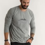 crop1-lobster-flat-lay-long-sleeve-grey-5541