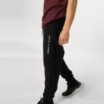 crop2-trousers-lob-man-be-black-5509