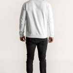 crop2-lobster-sweatshirt-ad-white-5604