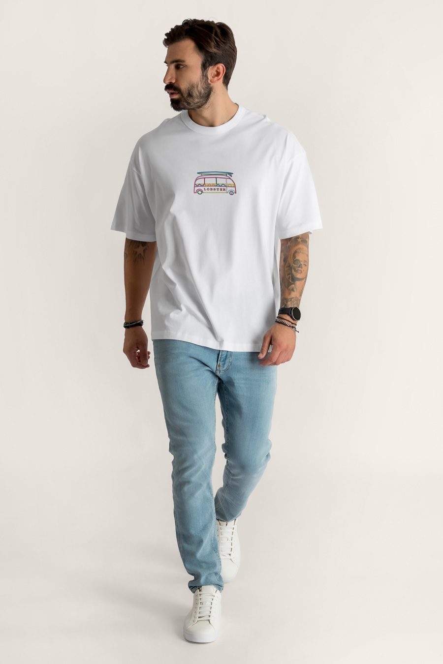 full-lobster-boxy-t-shirt-ad-white-0093