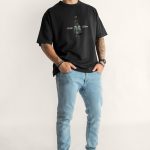 crop2-lobster-boxy-t-shirt-ad-black-0629