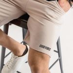 lobster-shorts-ae-cream-5120