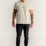 crop2-lobster-t-shirt-ad-cream-4146