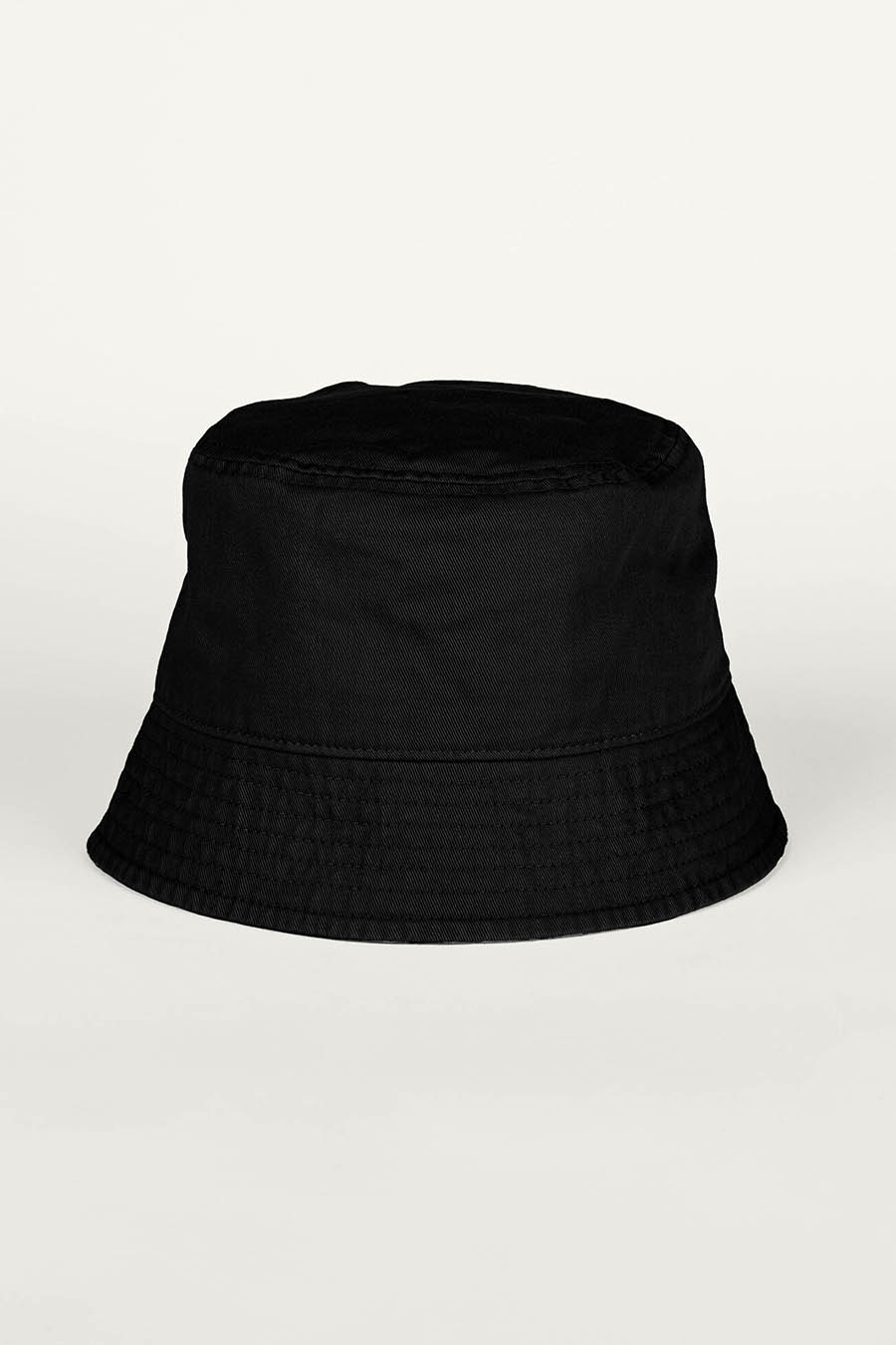 bucket-aa-black_front-isolated-139
