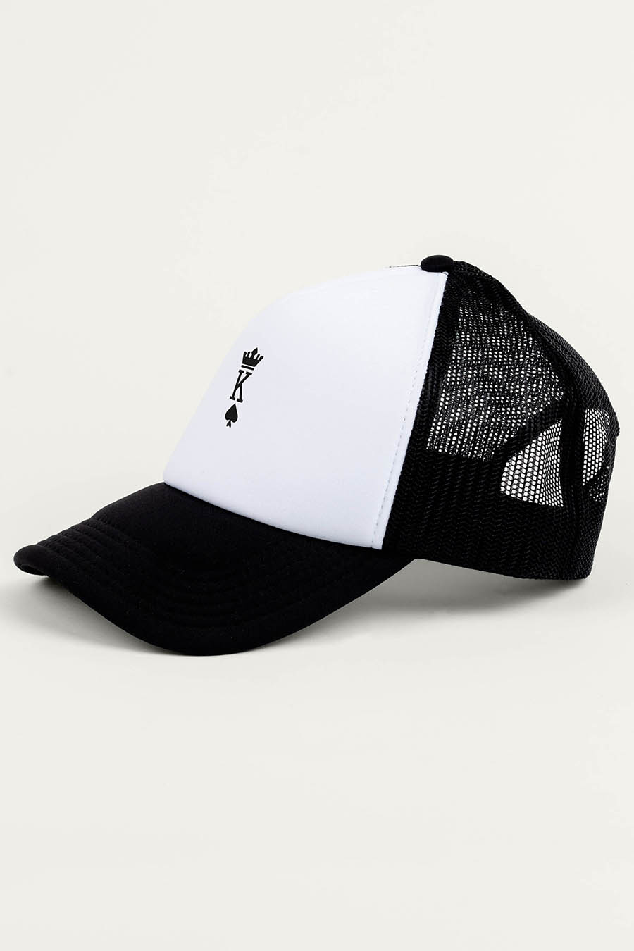 caps-trucker-cap-ab-black-white-131