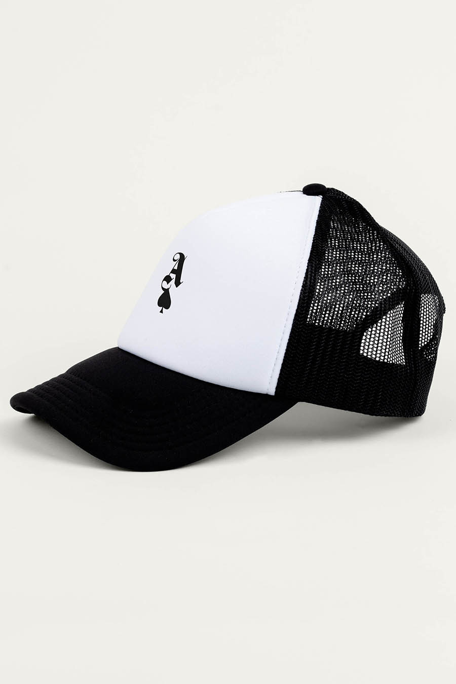 caps-trucker-cap-ab-black-white-137