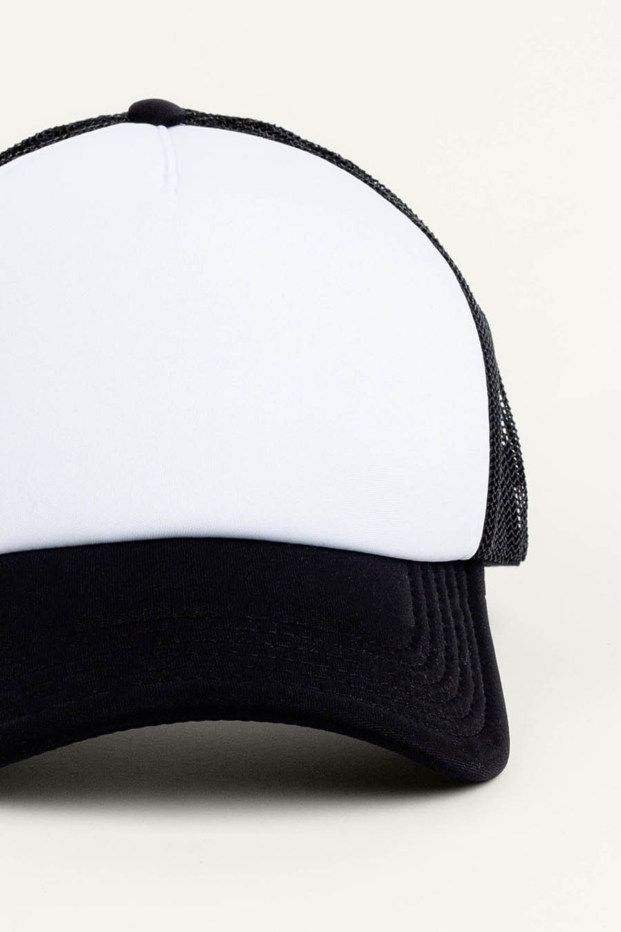 caps-trucker-cap-ad-black-white-100