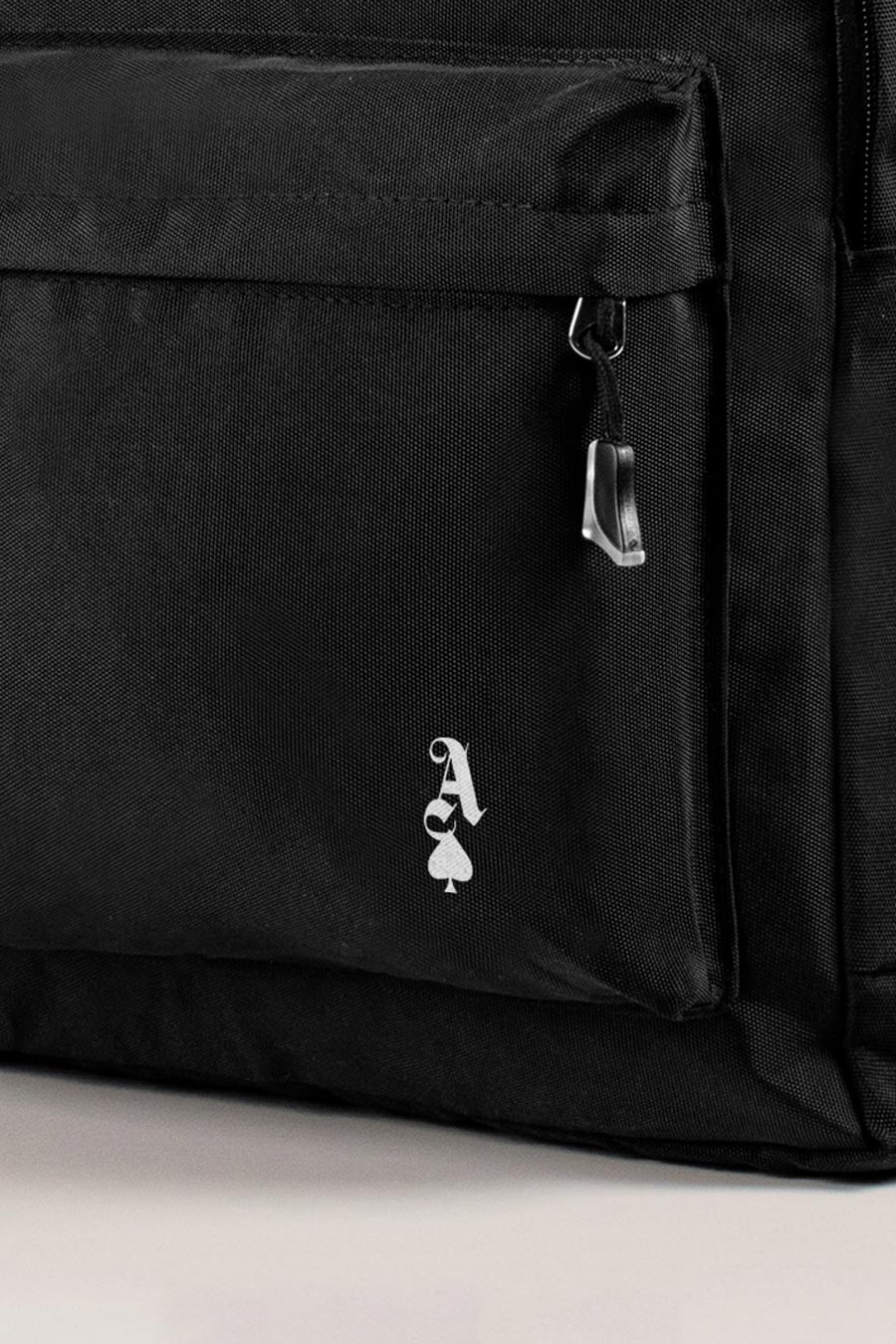zoom1-lob-sxoliki-tsanta-polo-black-e-1255