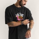 crop2-lobster-boxy-t-shirt-ad-black-4532