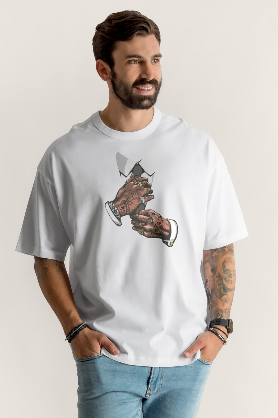 crop2-lobster-boxy-t-shirt-ae-white-4521