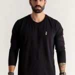 crop2-lobster-long-sleeve-ad-black-4430