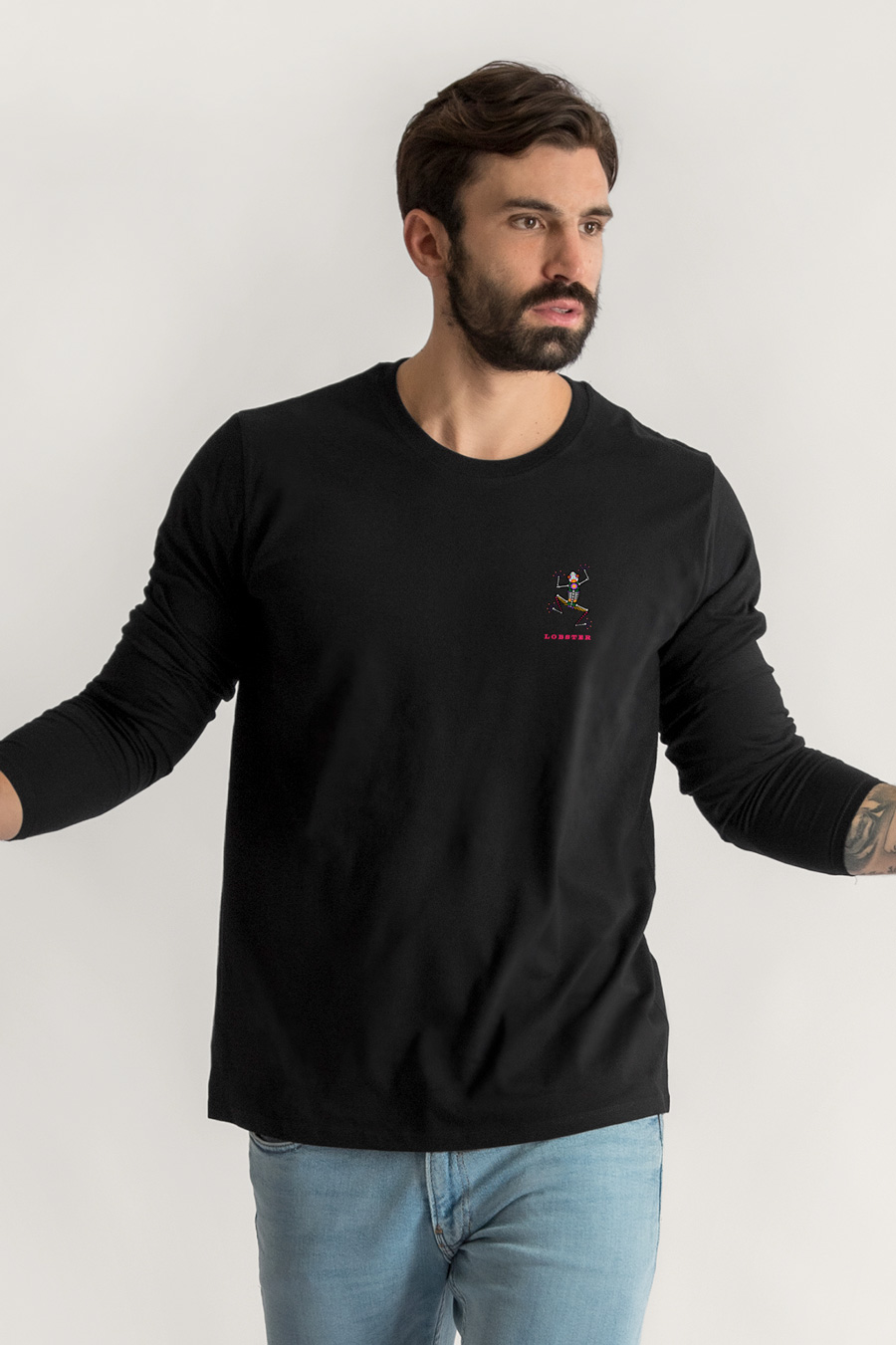 crop2-lobster-long-sleeve-ad-black-4377