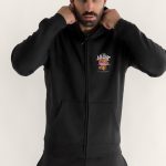 crop2-lobster-zipper-ad-black-4533