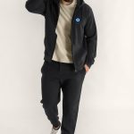 crop2-lobster-zipper-ad-black-4513