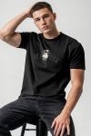 t-shirt-man-a-hanger-front-zoom1-black-6154.jpg