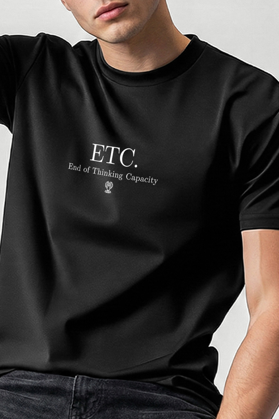 t-shirt-man-a-g18-front-zoom3-black-6082.jpg