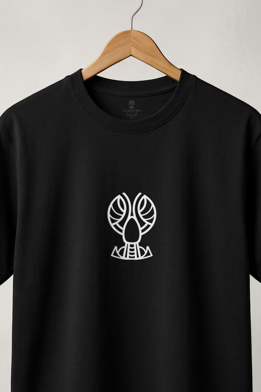 t-shirt-man-a-hanger-front-zoom1-black-6114.jpg