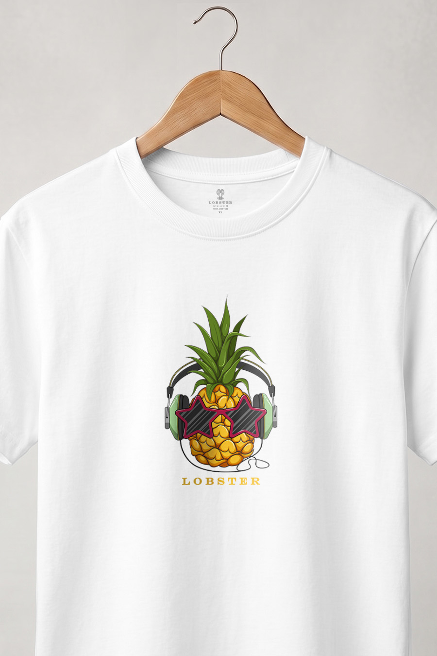 t-shirt-man-a-hanger-front-zoom1-white-6132.jpg