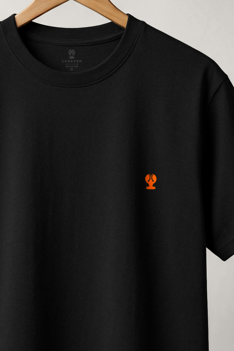 t-shirt-man-a-hanger-front-zoom2-black-6003.jpg