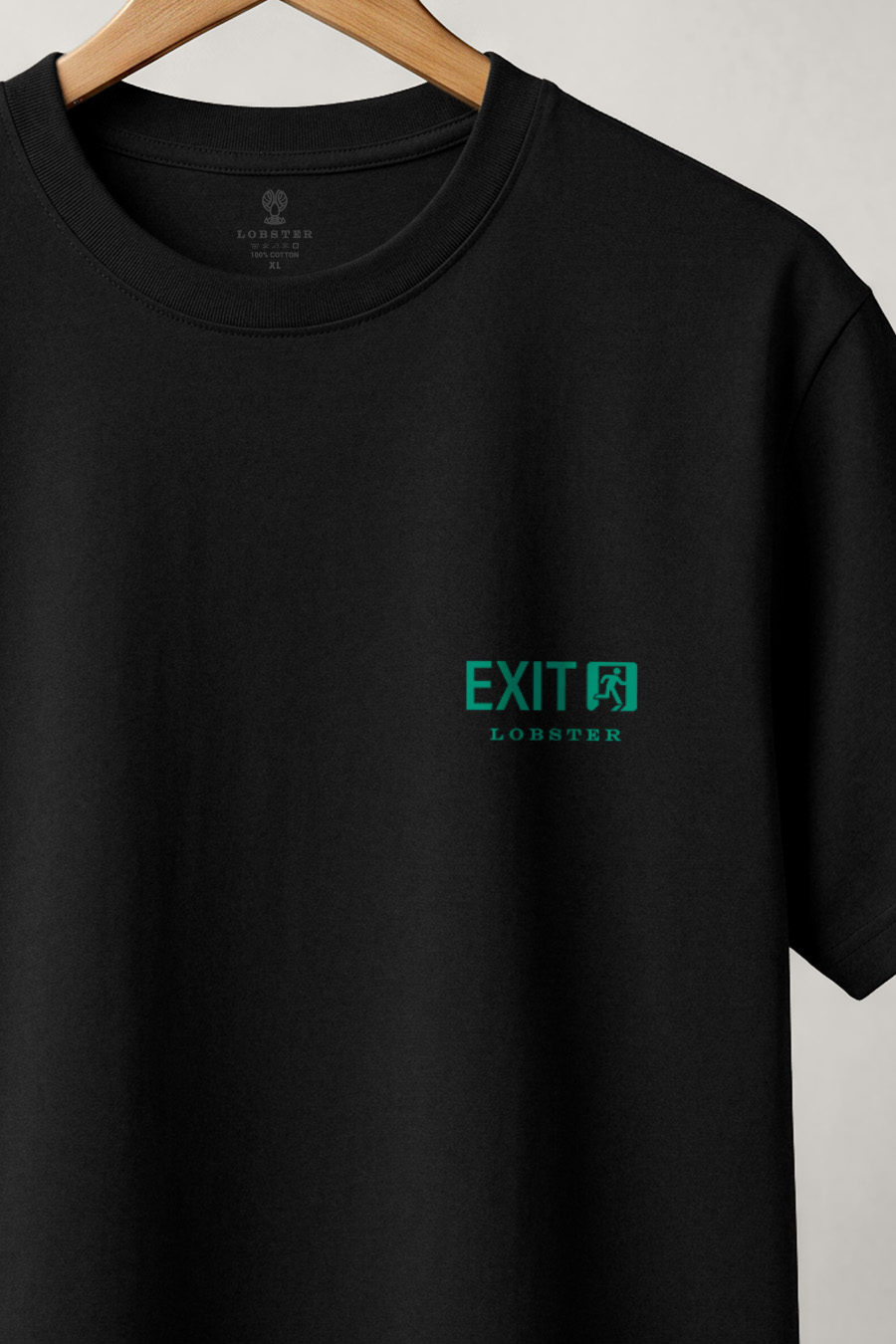 t-shirt-man-a-hanger-front-zoom2-black-6063.jpg