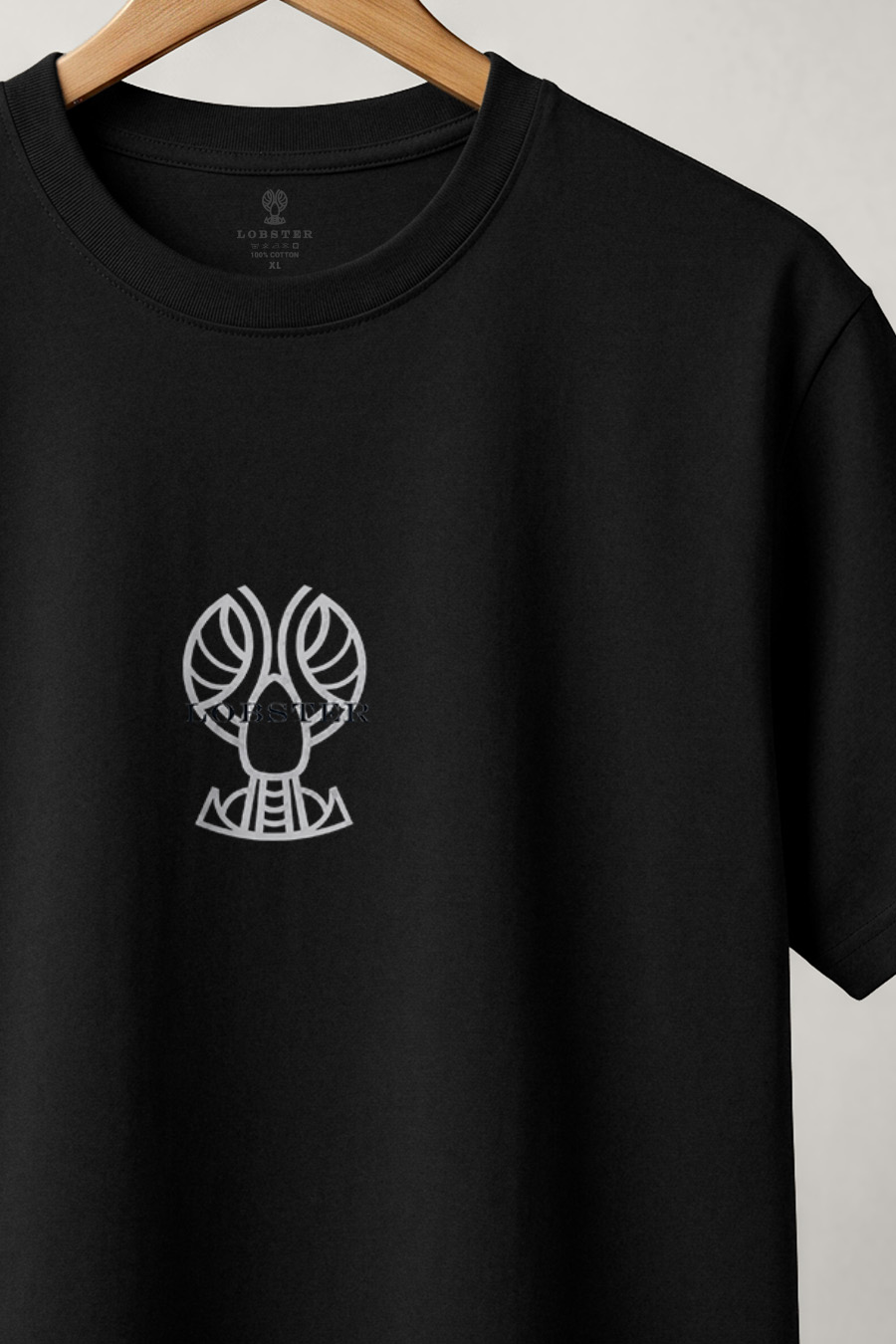 t-shirt-man-a-hanger-front-zoom2-black-6084.jpg