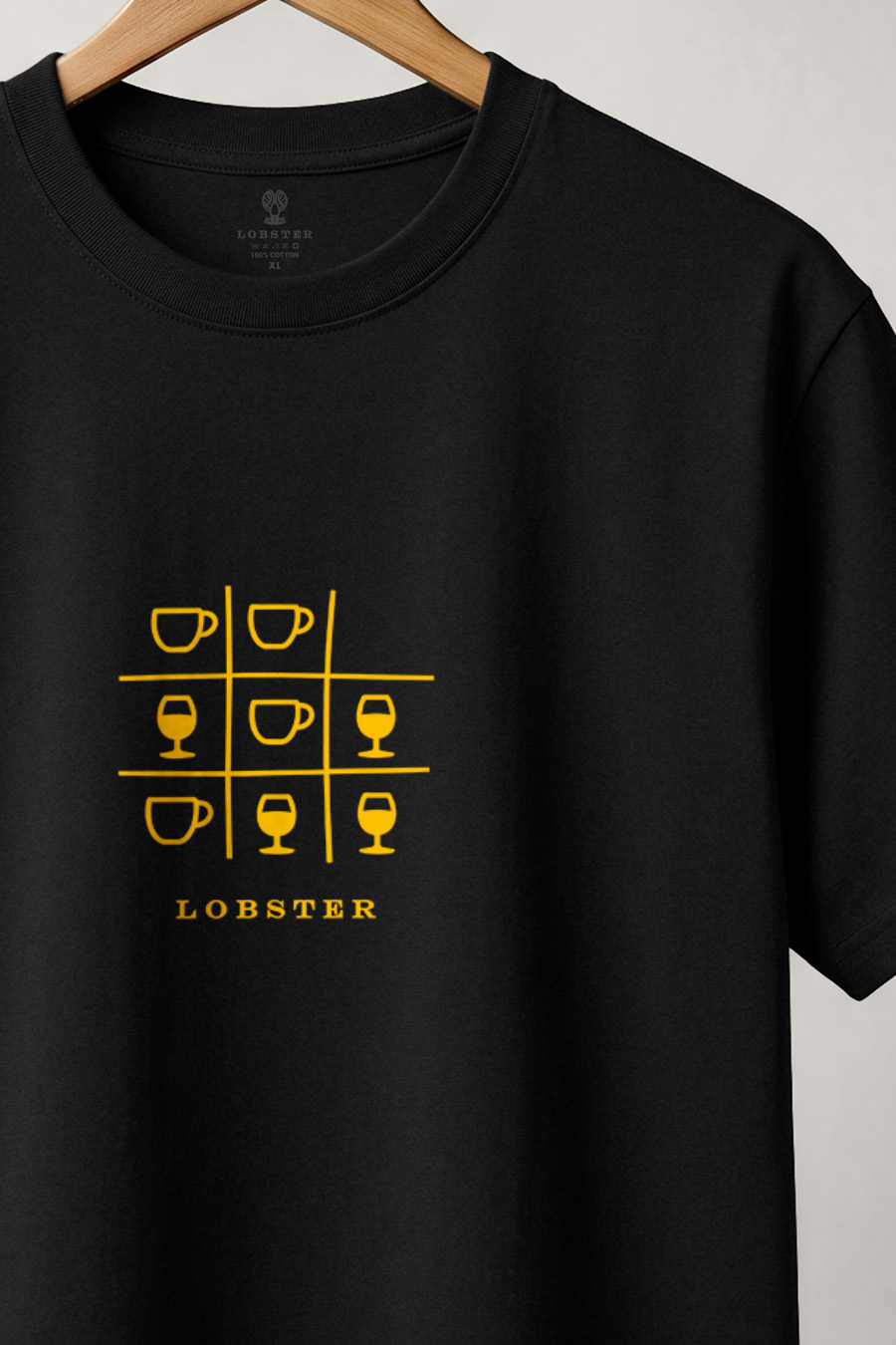 t-shirt-man-a-hanger-front-zoom2-black-6142.jpg
