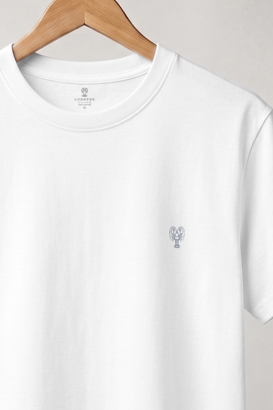 t-shirt-man-a-hanger-front-zoom2-white-6018.jpg